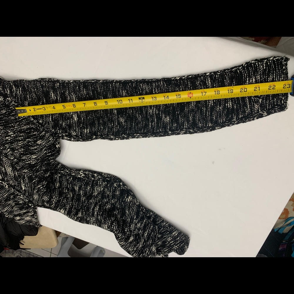 Sweater - Picture 15 of 15